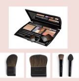 Estojo Compacto Pro® Mary Kay® vazio + aplicadores*